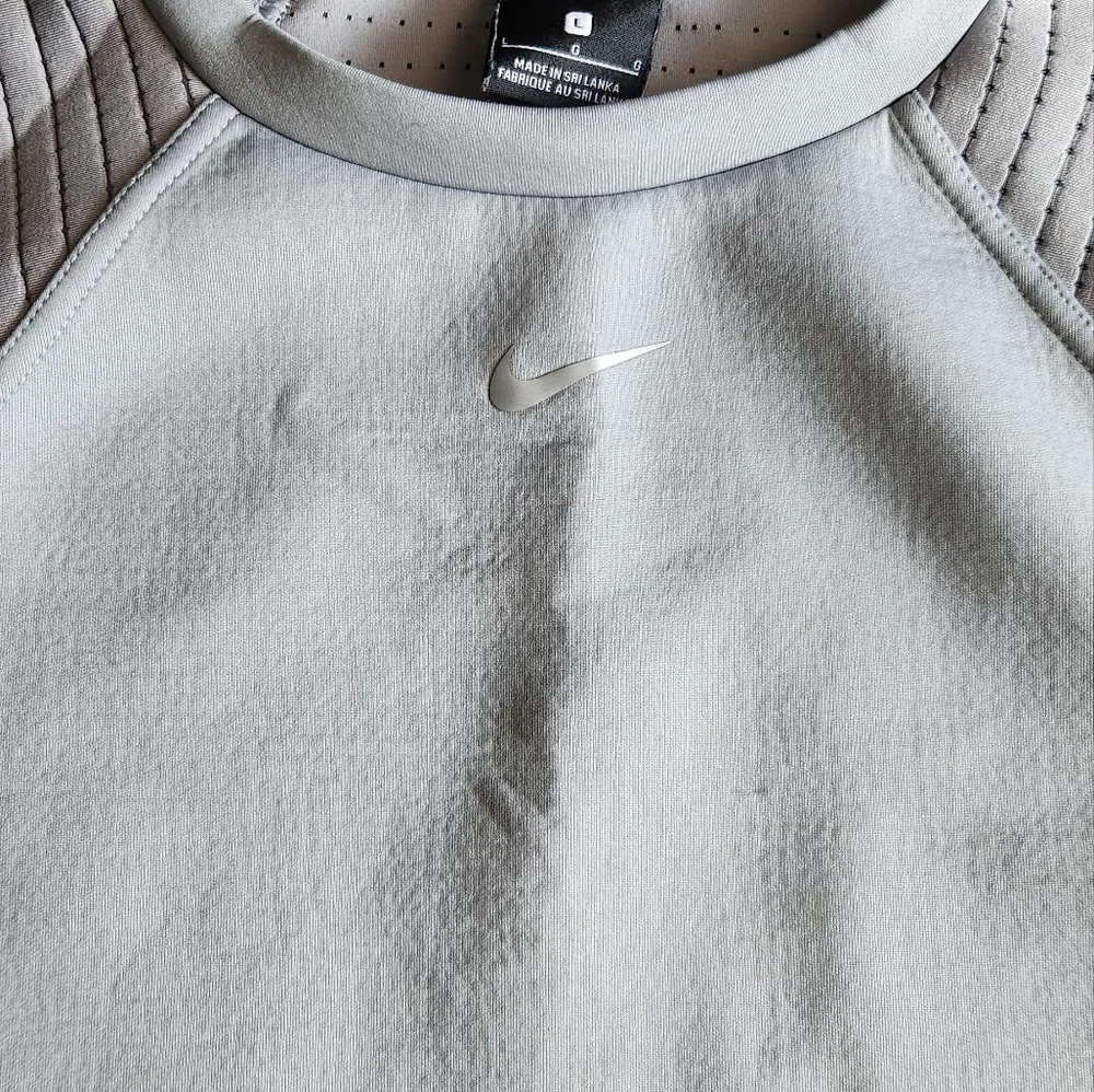 Nike Pro Women's Training Pullover Fleece Crew Sweatshirt Crop Gray Large